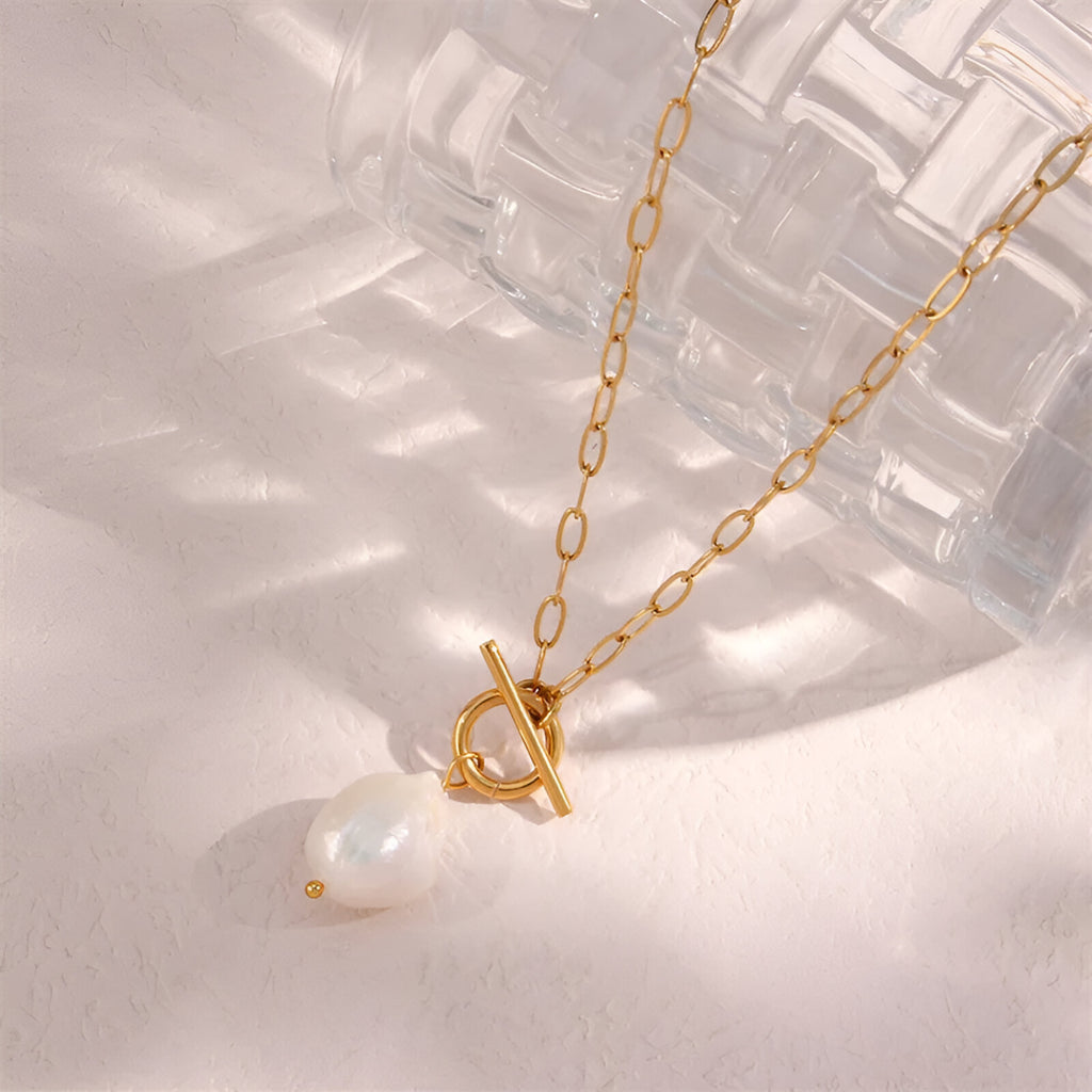 Elegant Pearl Necklace